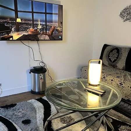 Apartment Proche Montparnasse Et Port Royal Paris